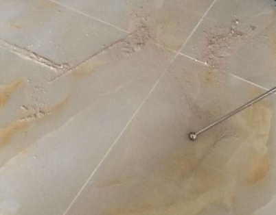 西城瓷砖空鼓维修公司分享粘合剂选择不当在瓷砖铺贴过程中可能导致以下问题
